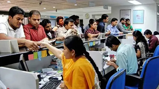 টানা ৭ দিনের ছুটি, ঈদের আগে সরকারি চাকরিজীবীদের শেষ কর্মদিবস আজ