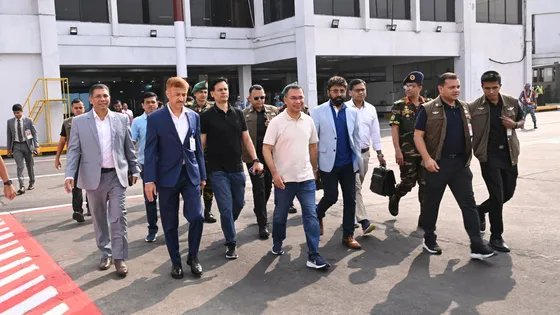 খাল খনন কর্মসূচির উদ্বোধন করতে দিনাজপুরের পথে প্রধানমন্ত্রী